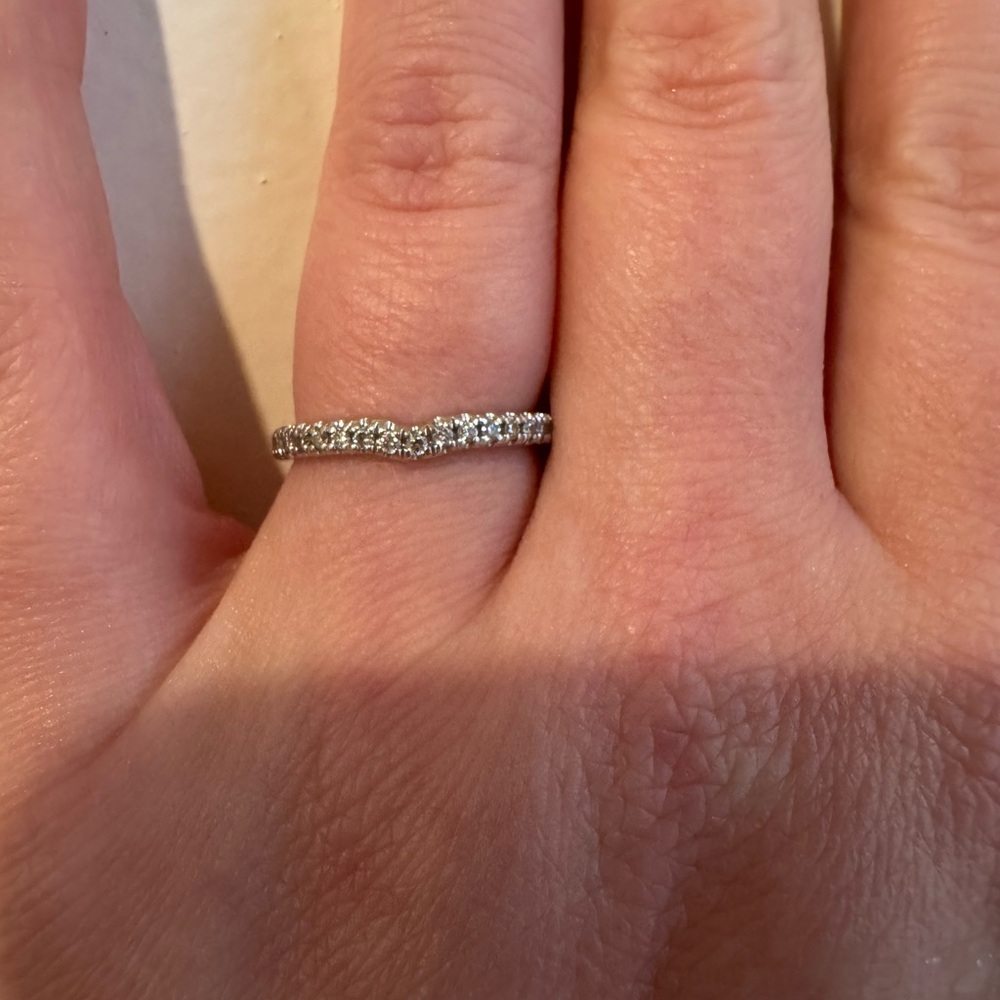 Kay jewelers Silver Diamond Ring - Picture 3 of 7